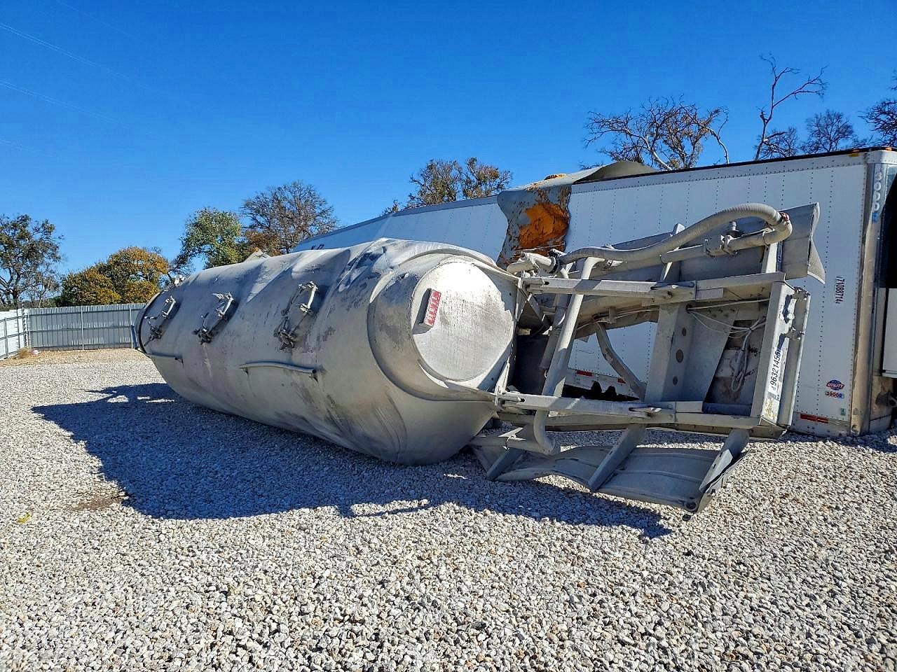 Salvage Heil Trailer International Heil Trail Image