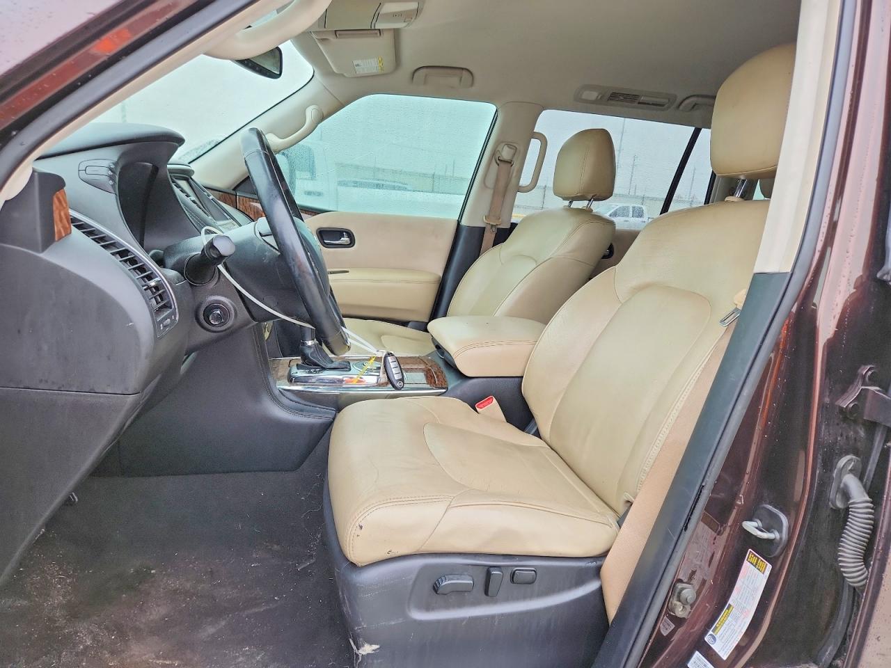 Nissan Armada Sv