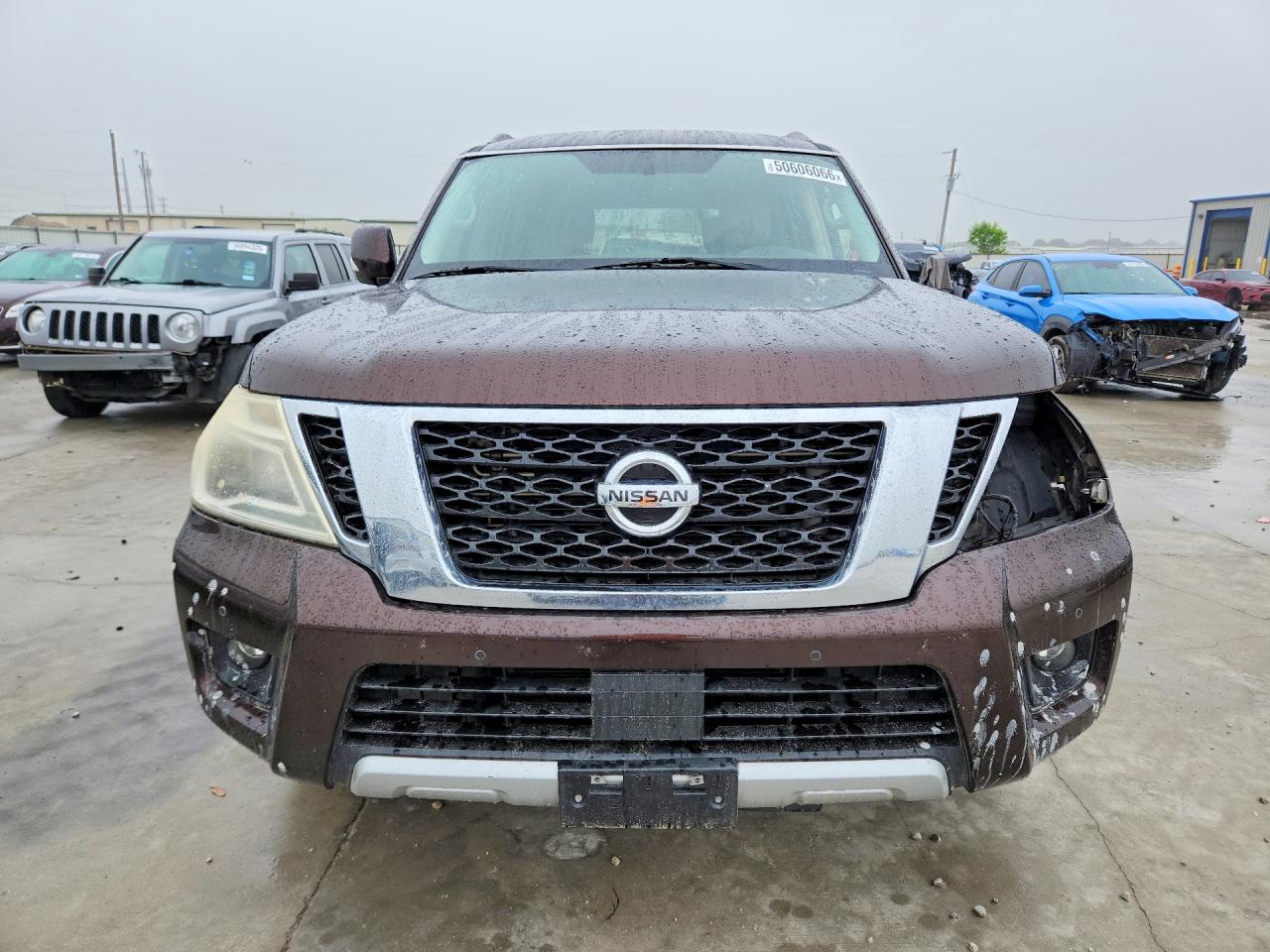 Nissan Armada Sv