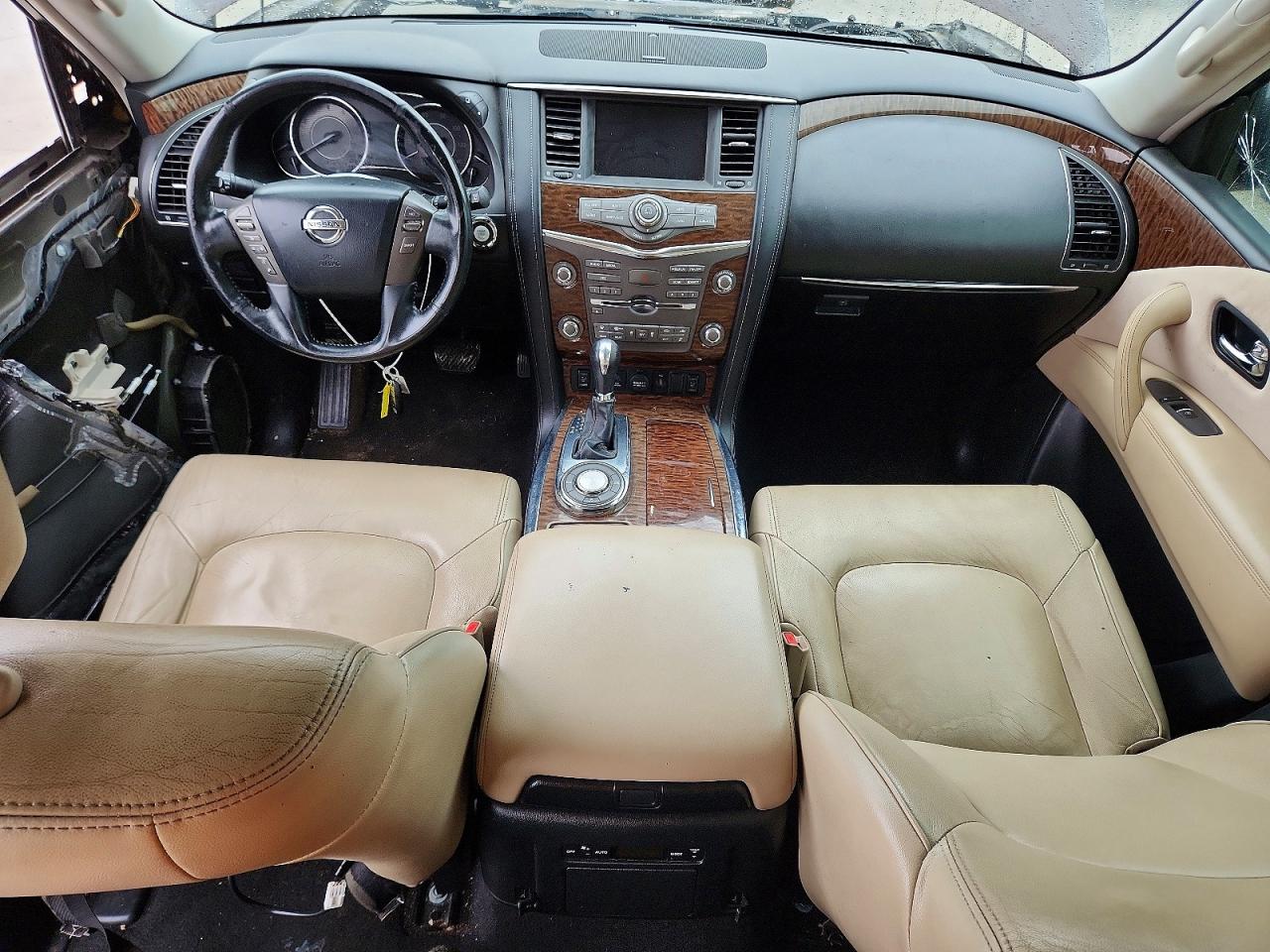 Nissan Armada Sv