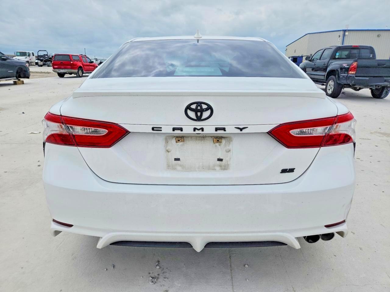 Toyota Camry Se