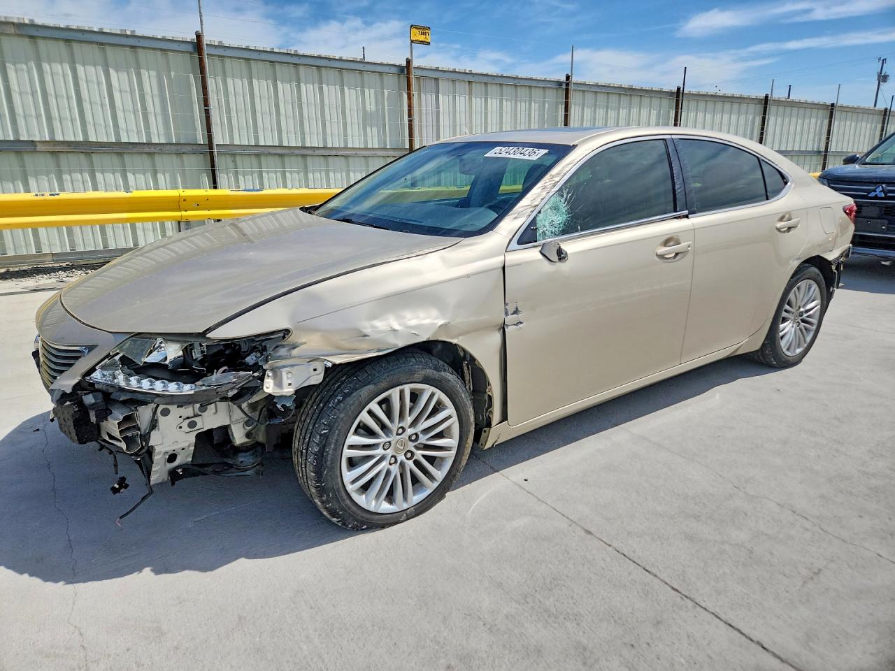 Salvage Lexus Es Image