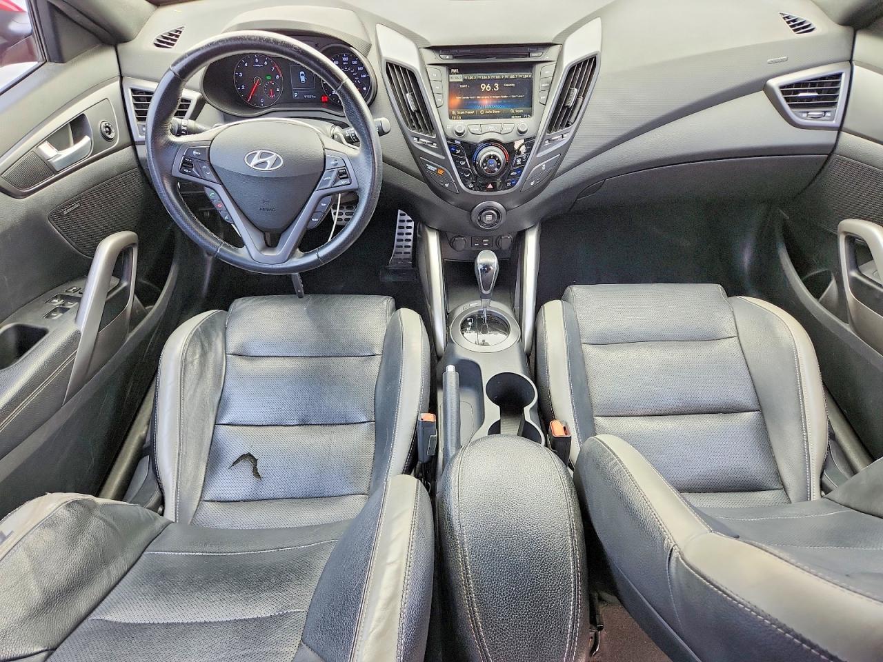 Hyundai VELOSTER Turbo