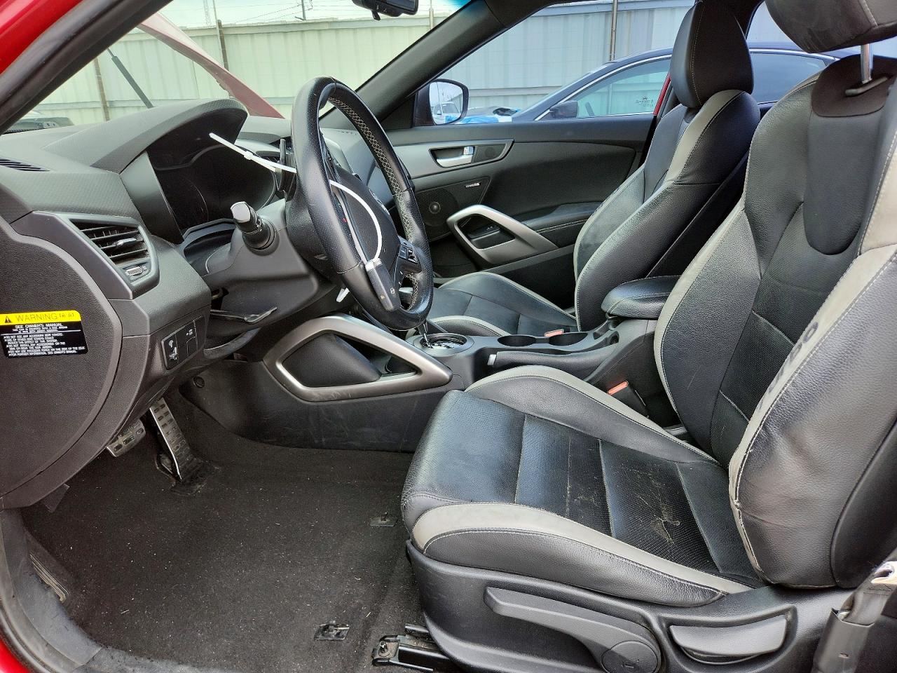 Hyundai VELOSTER Turbo