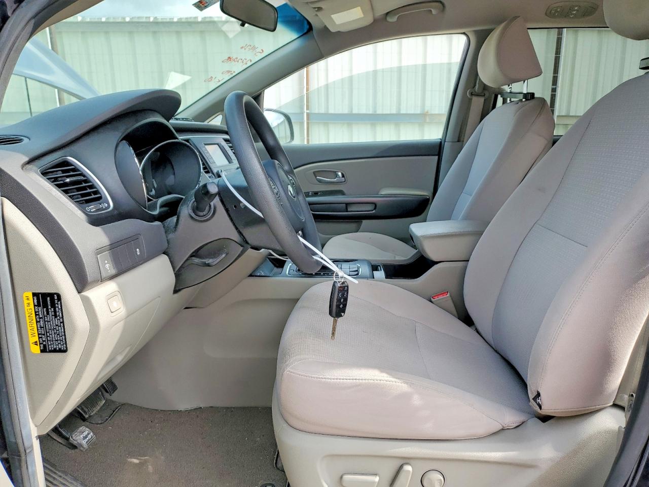 Kia Sedona Lx