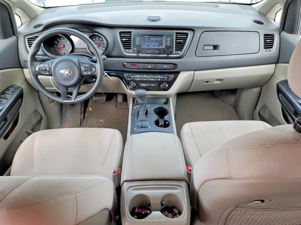 Kia Sedona Lx