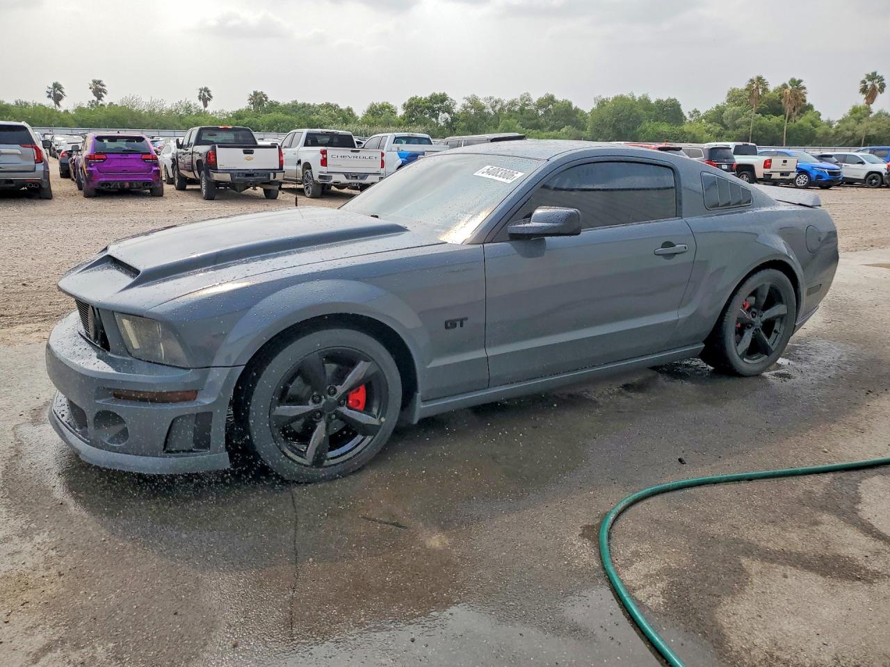 Salvage Ford Mustang Image