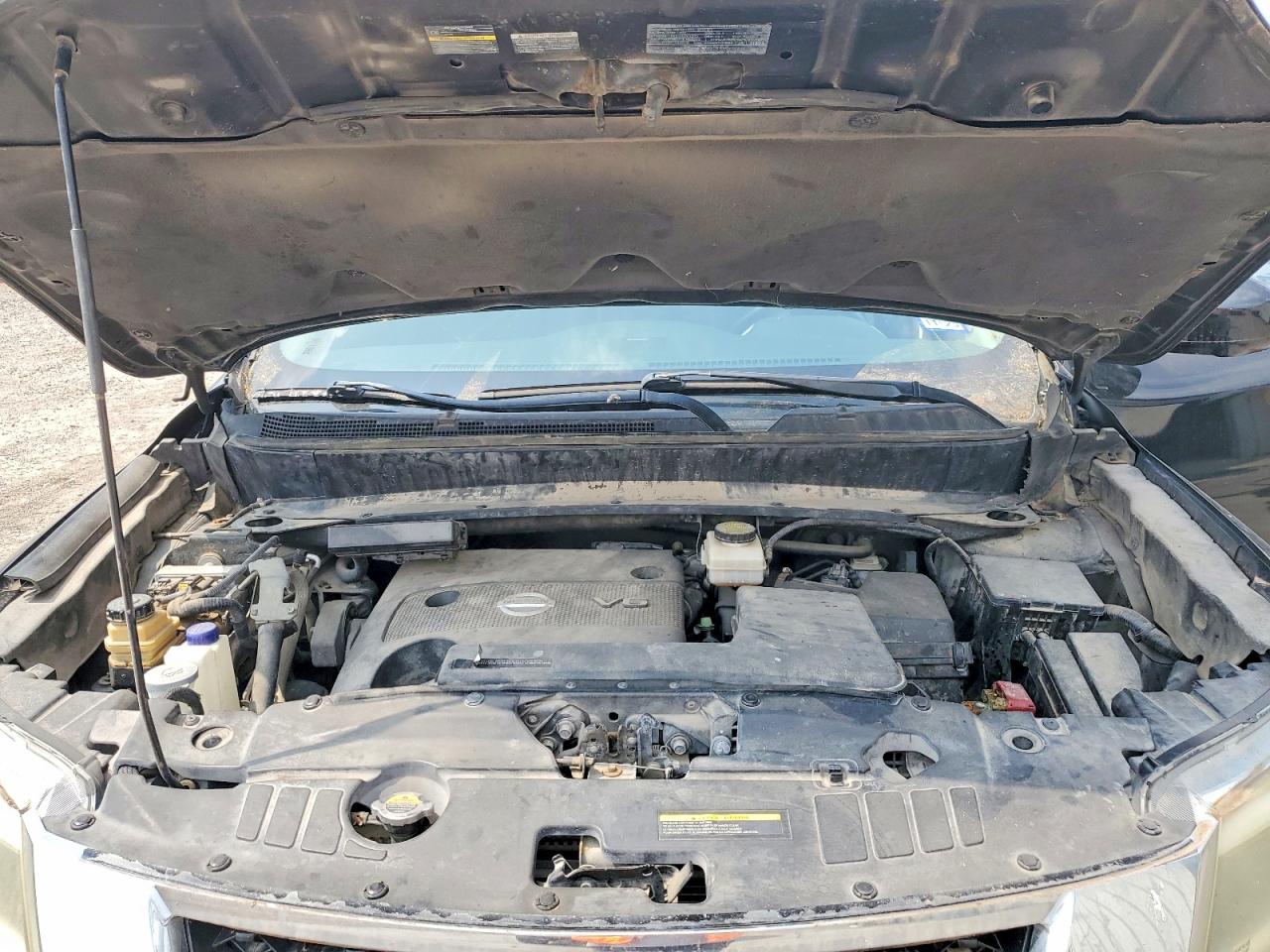 Nissan Pathfinder S