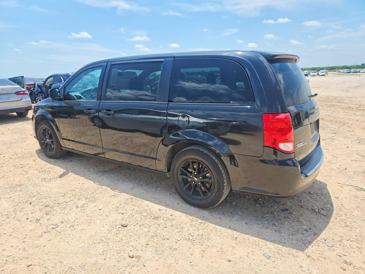 Dodge Caravan Gt
