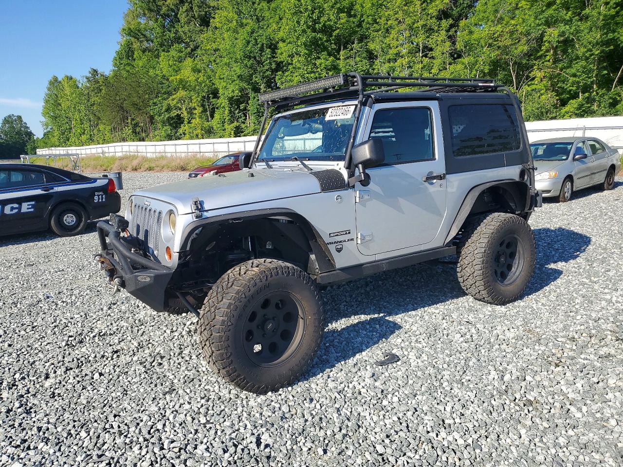 Salvage Jeep Wrangler Image