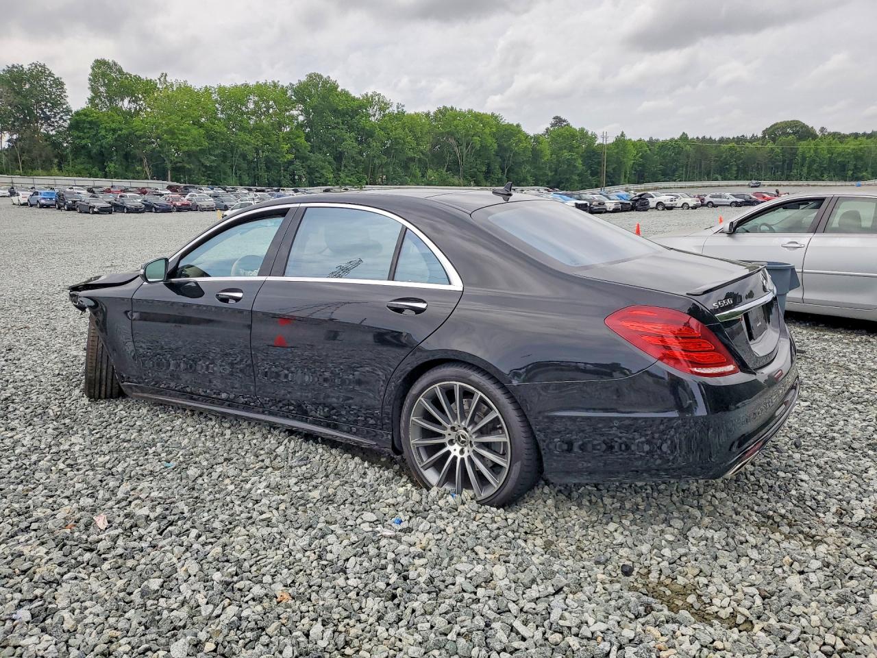 Mercedes-Benz S-Class 550 4matic