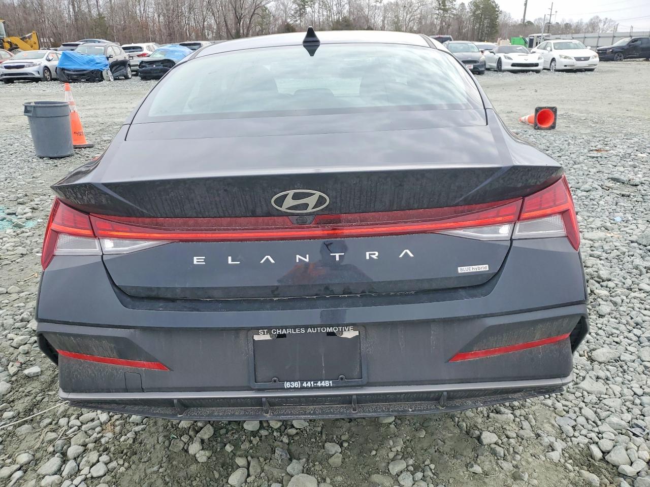Hyundai ELANTRA Blue