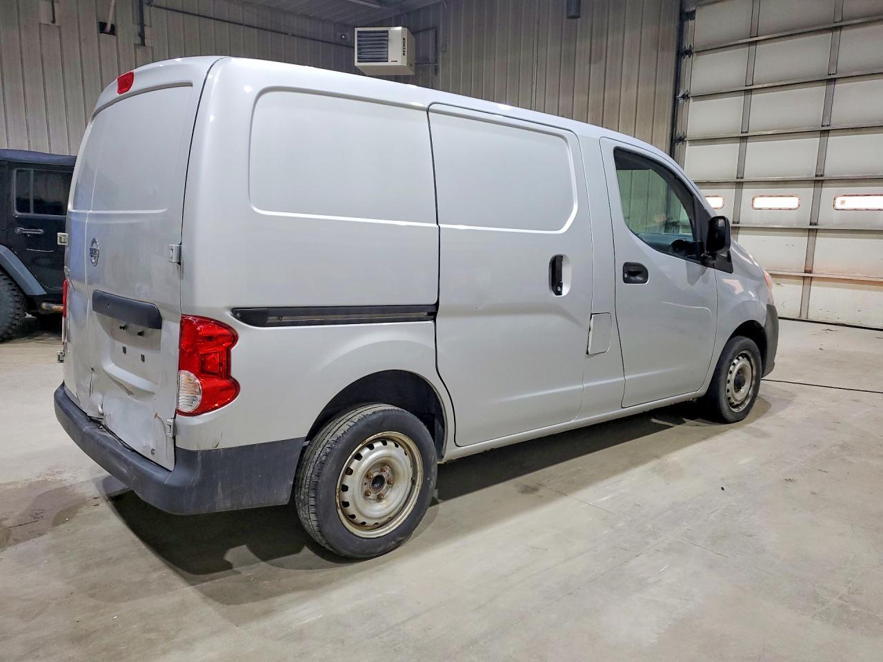 Nissan Nv S