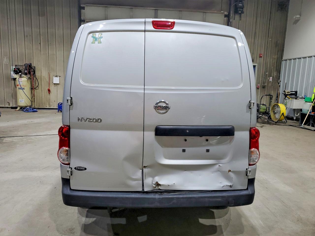 Nissan Nv S