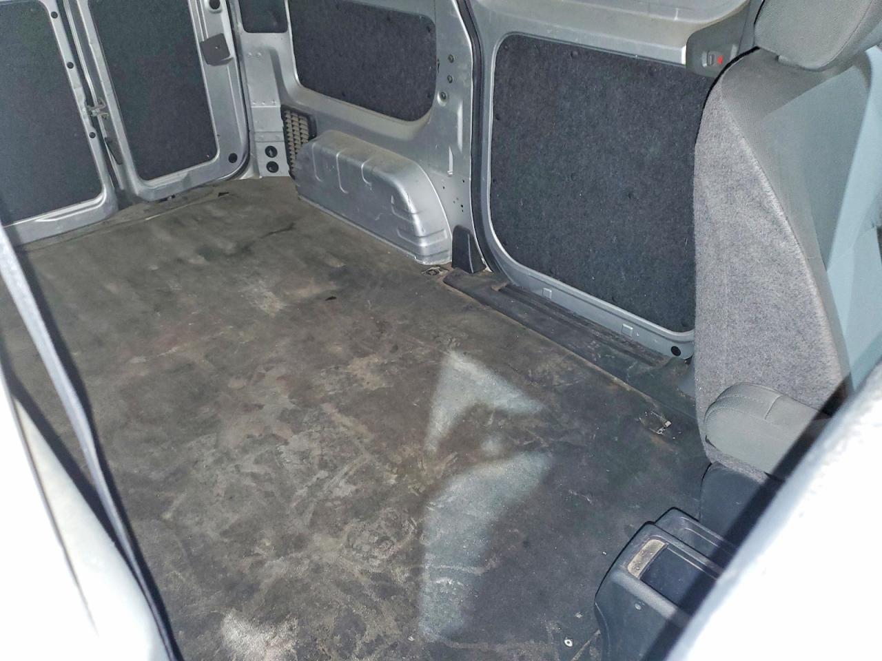 Nissan Nv S