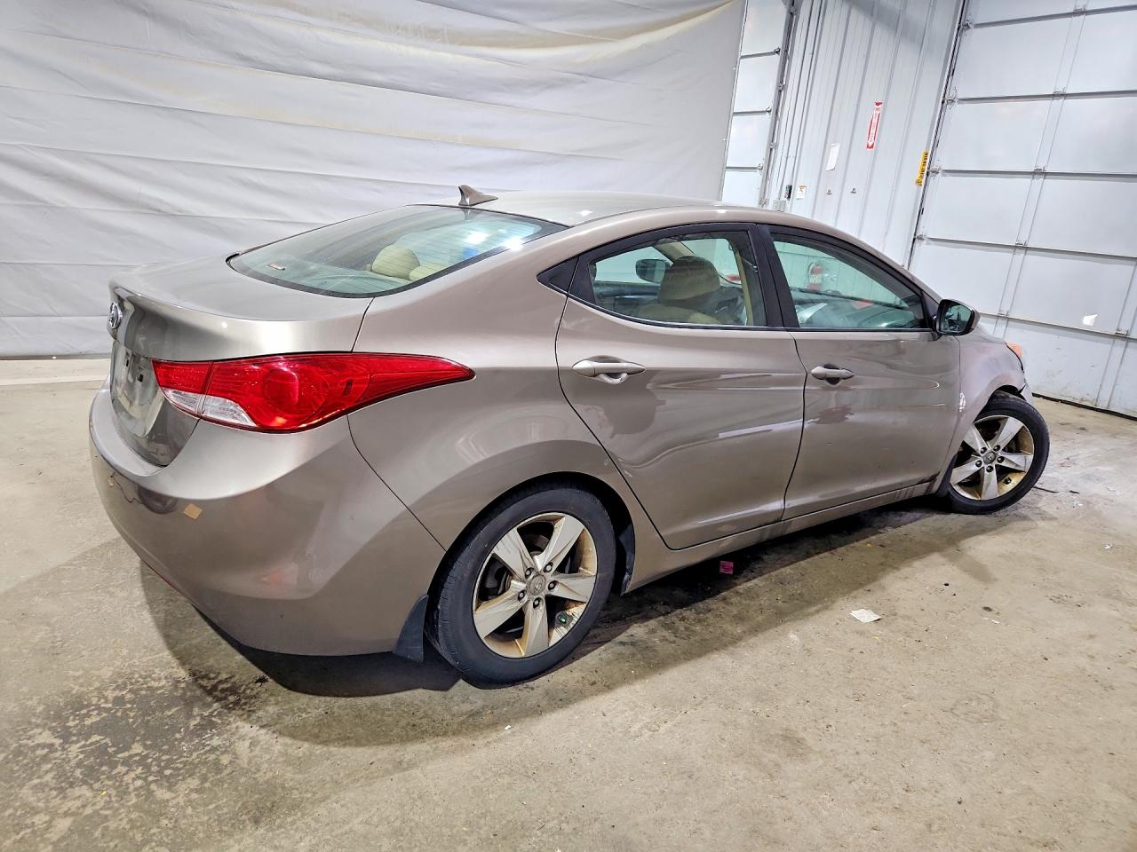Hyundai ELANTRA Gls