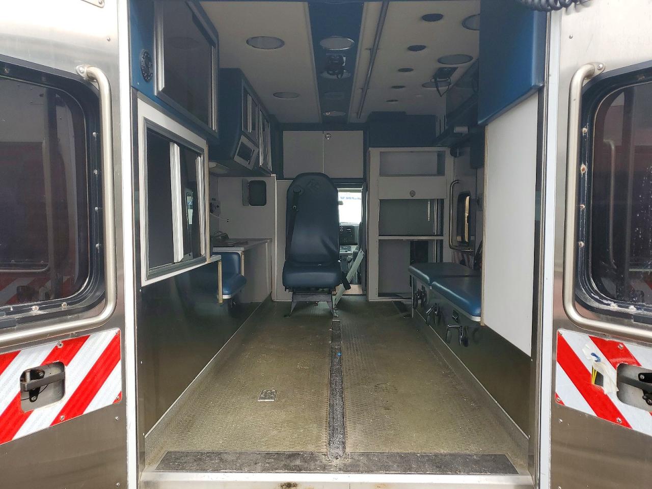 Ford E-450