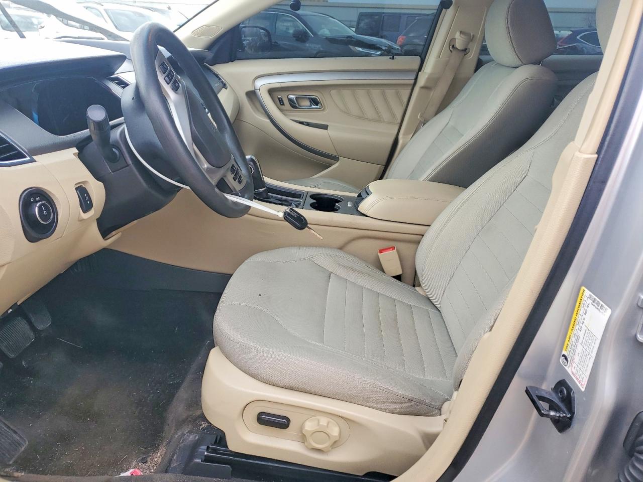 Ford Taurus Se
