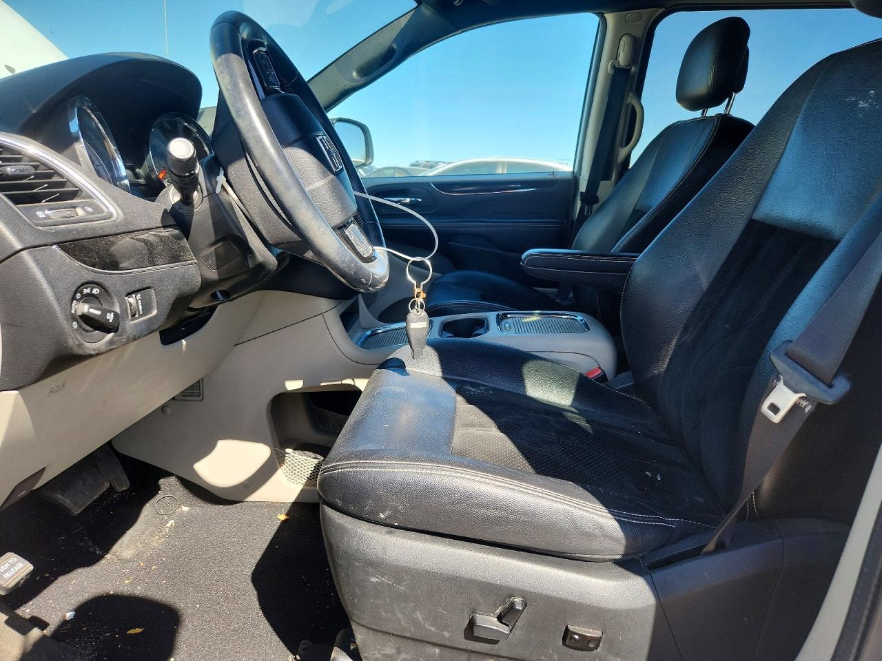 Dodge Caravan Sxt