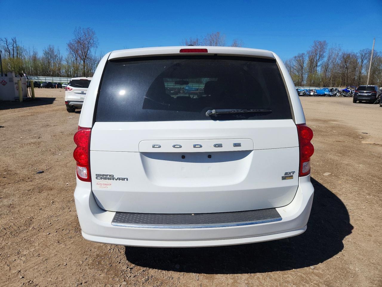 Dodge Caravan Sxt