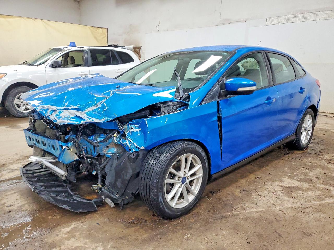 Salvage Ford Focus Image