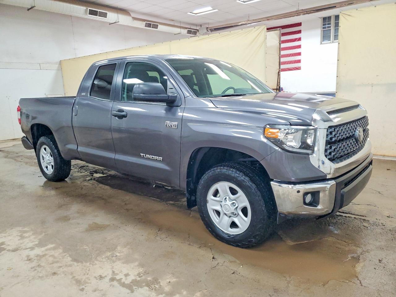Toyota Tundra Sr5