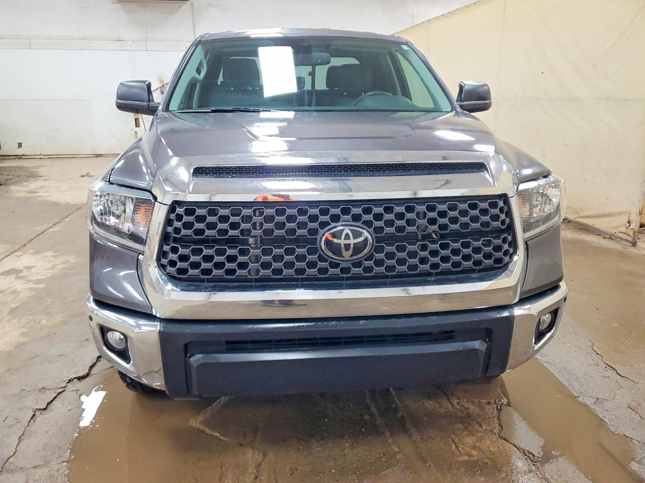 Toyota Tundra Sr5