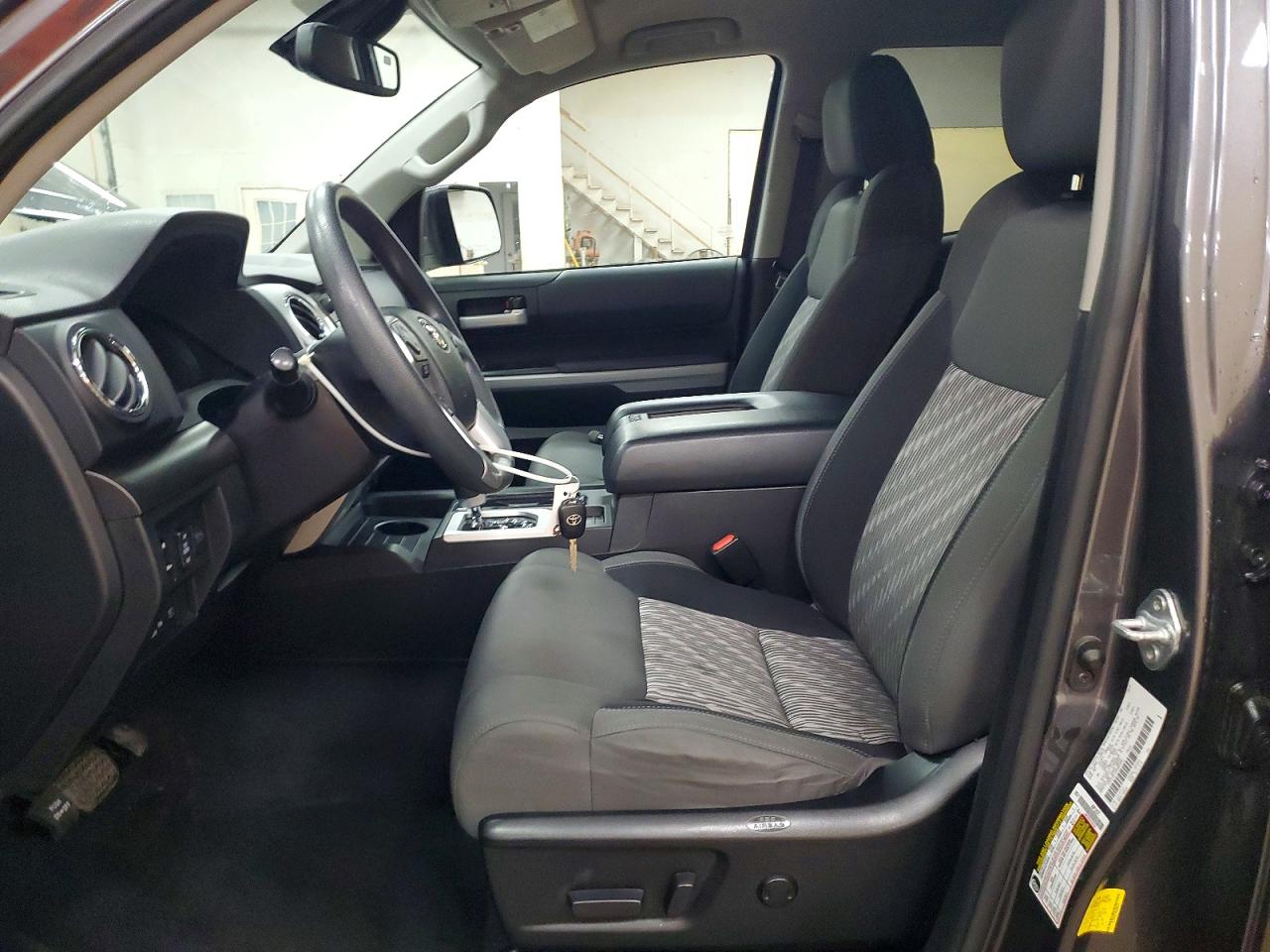Toyota Tundra Sr5