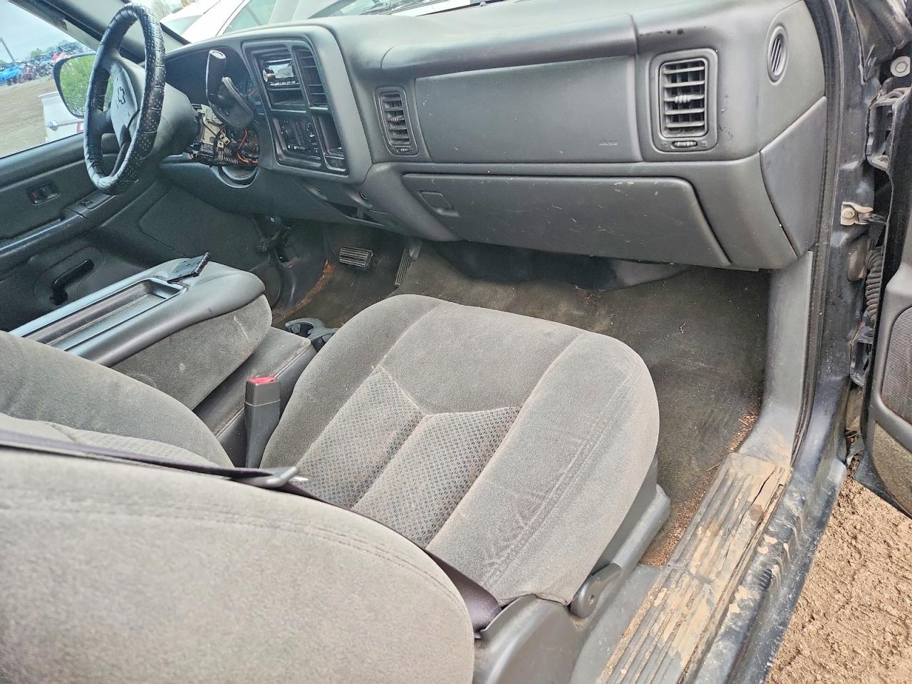 Chevrolet Silverado C1500
