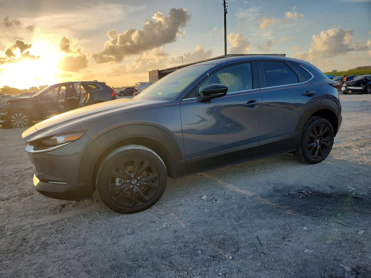 Salvage Mazda Cx Image