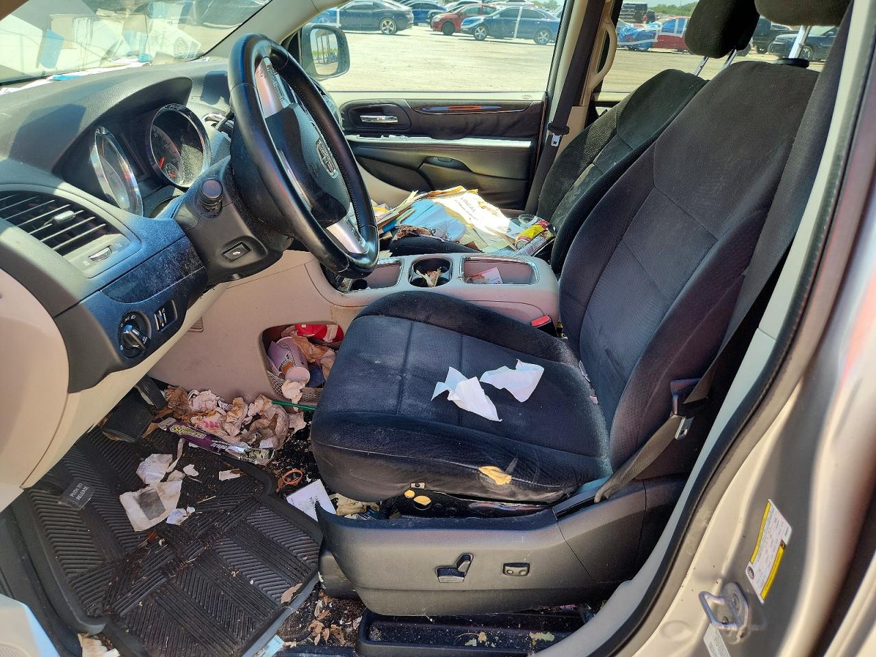 Dodge Caravan Sxt