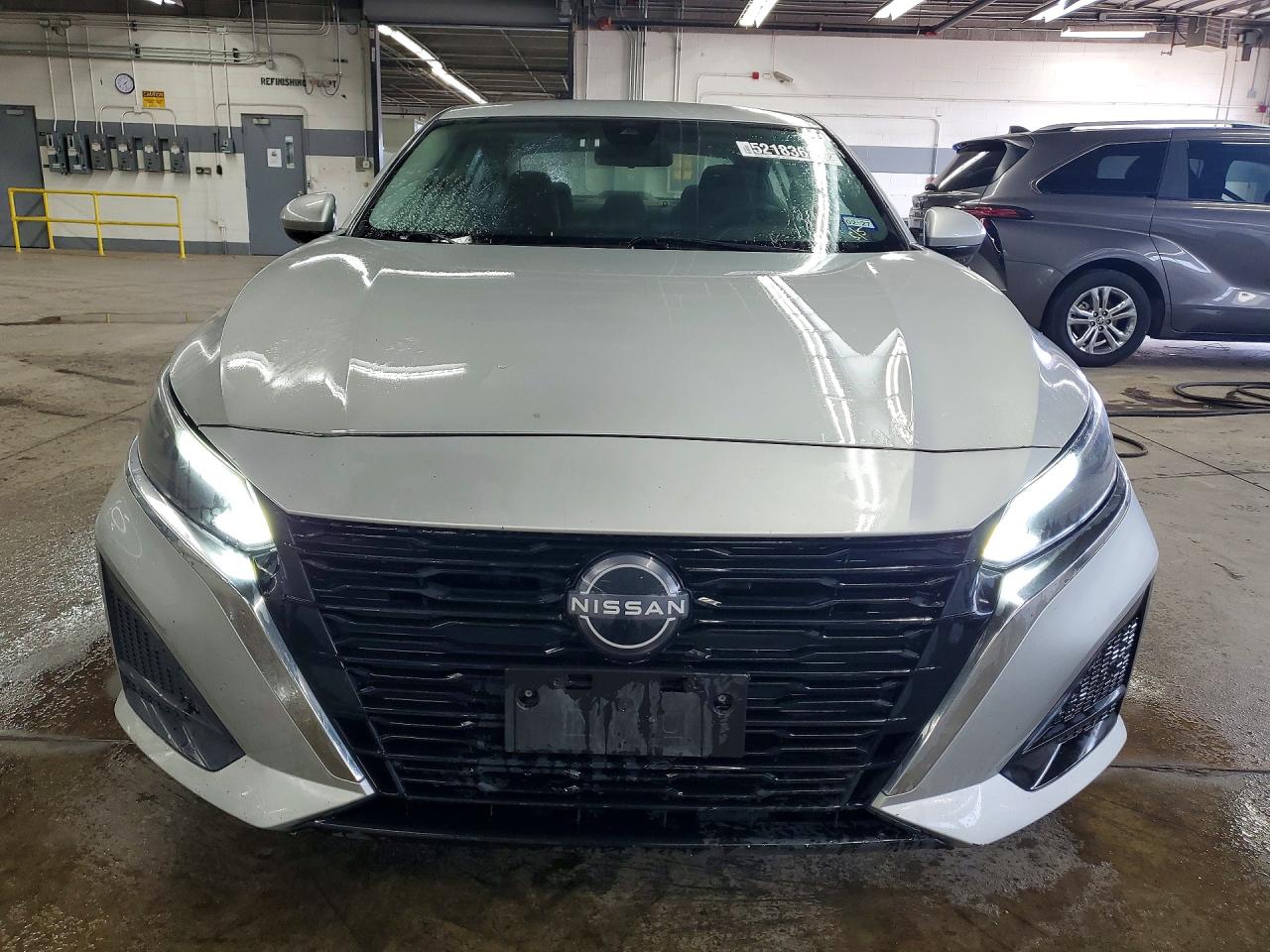 Nissan Altima S