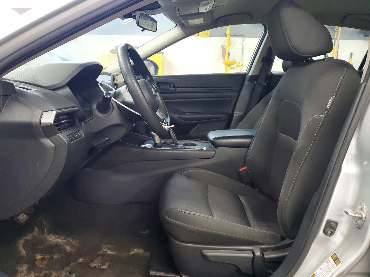 Nissan Altima S