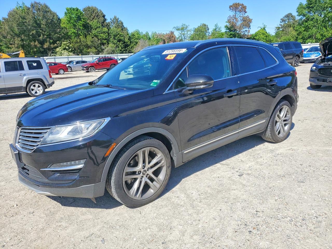 Salvage Lincoln MKC Image