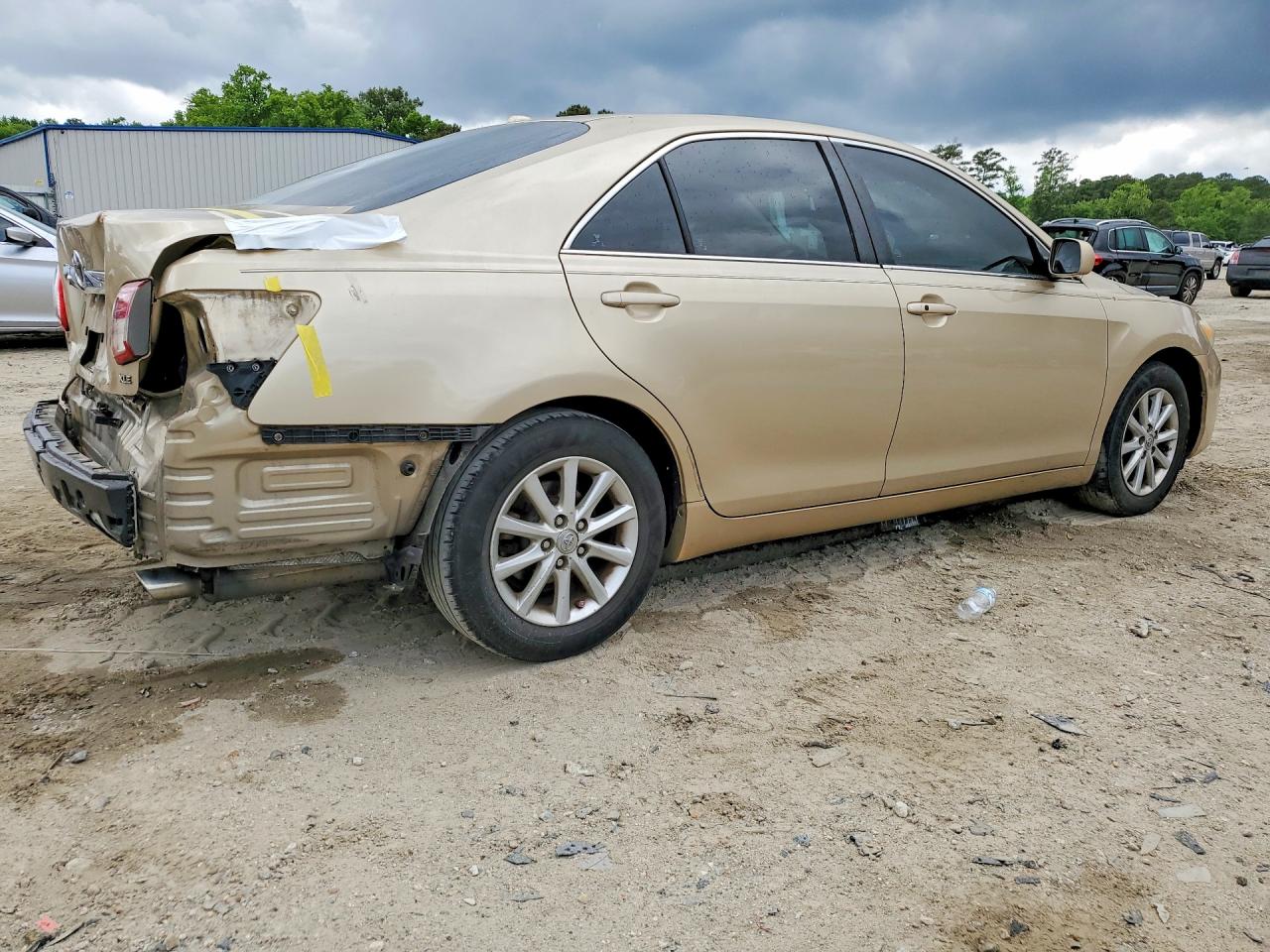 Toyota Camry Xle V6
