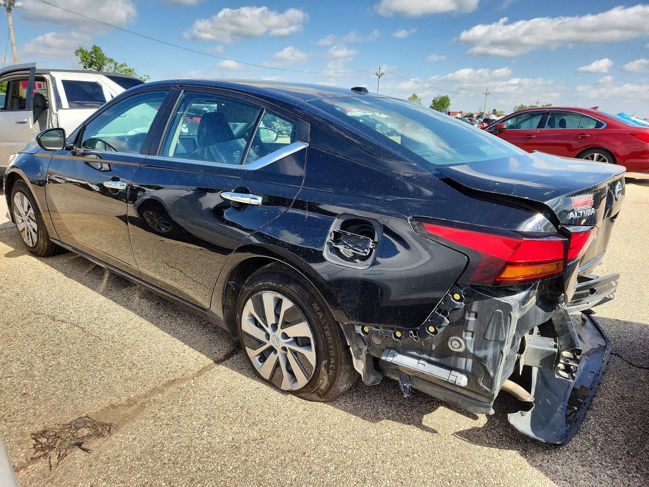 Nissan Altima S
