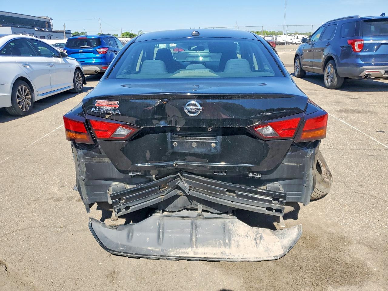 Nissan Altima S