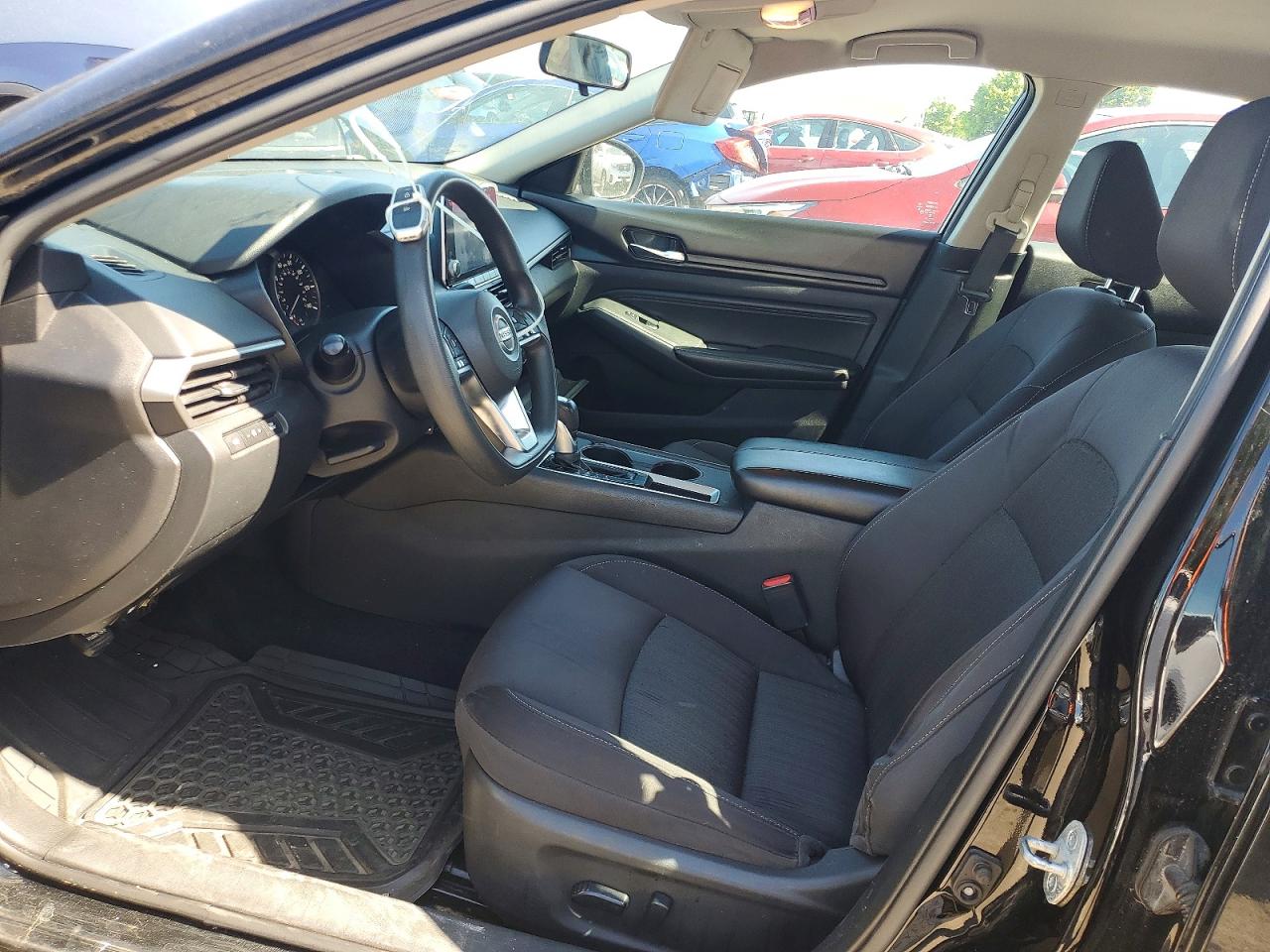 Nissan Altima S