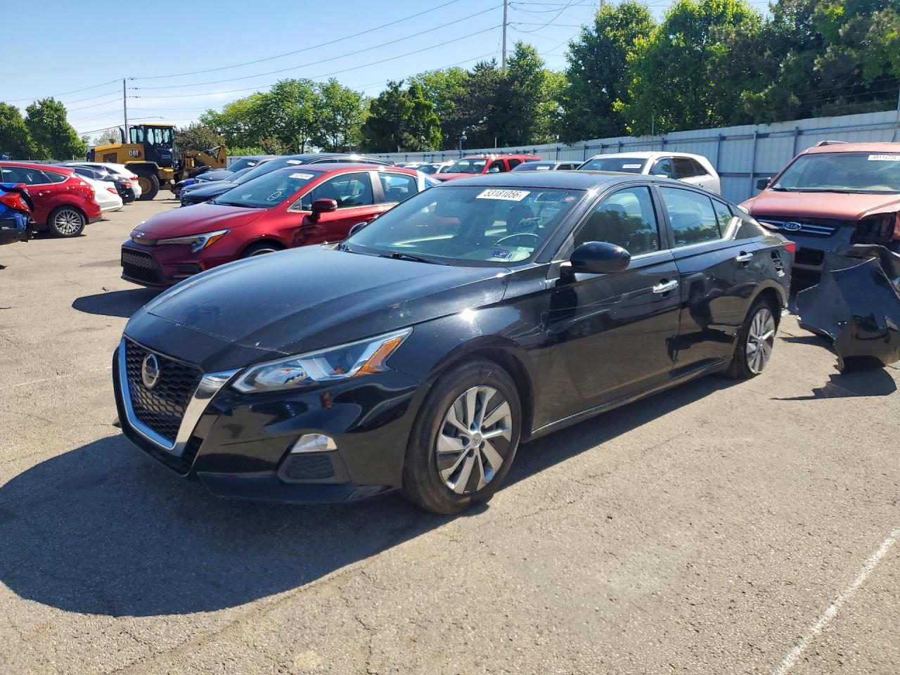 Salvage Nissan Altima Image