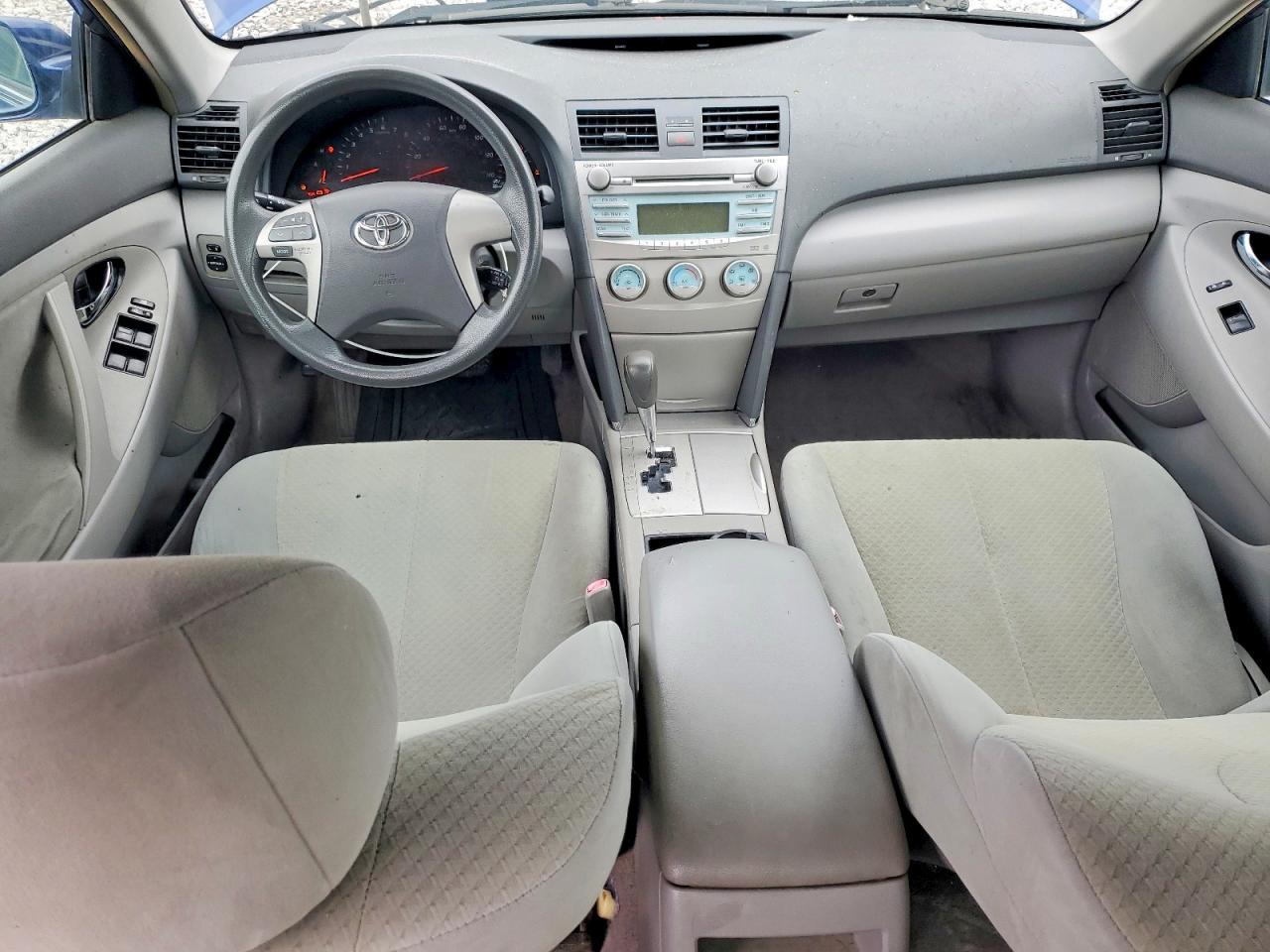 Toyota Camry Ce