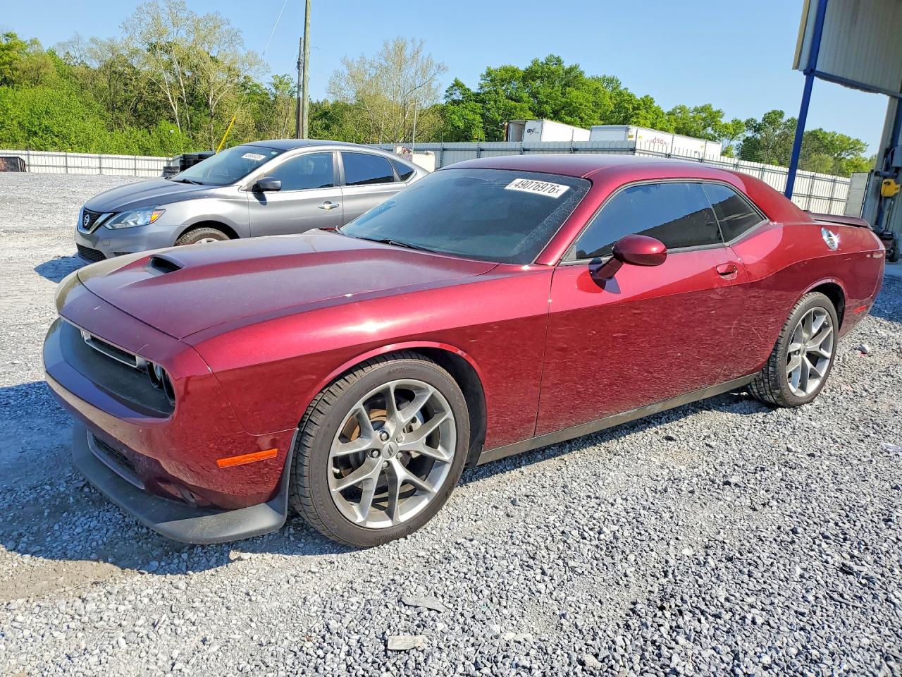 Salvage Dodge Challenger Image