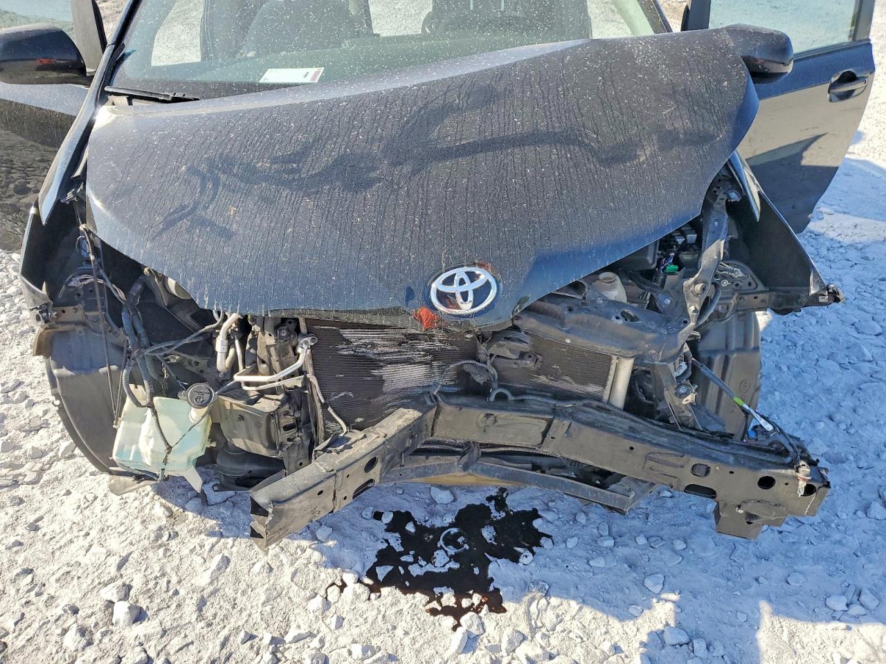 Toyota Sienna Le