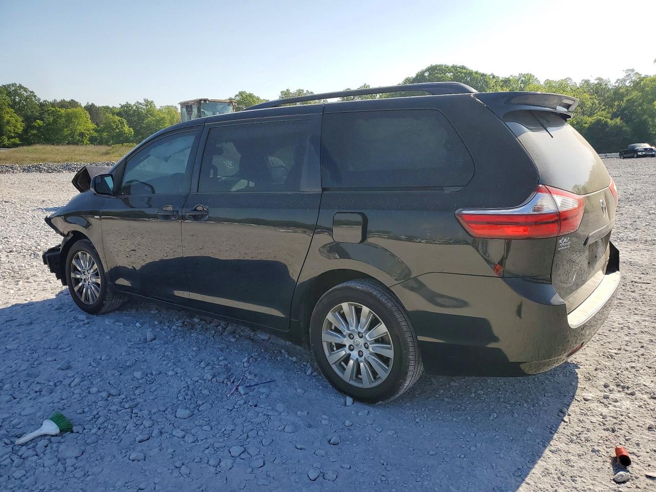 Toyota Sienna Le