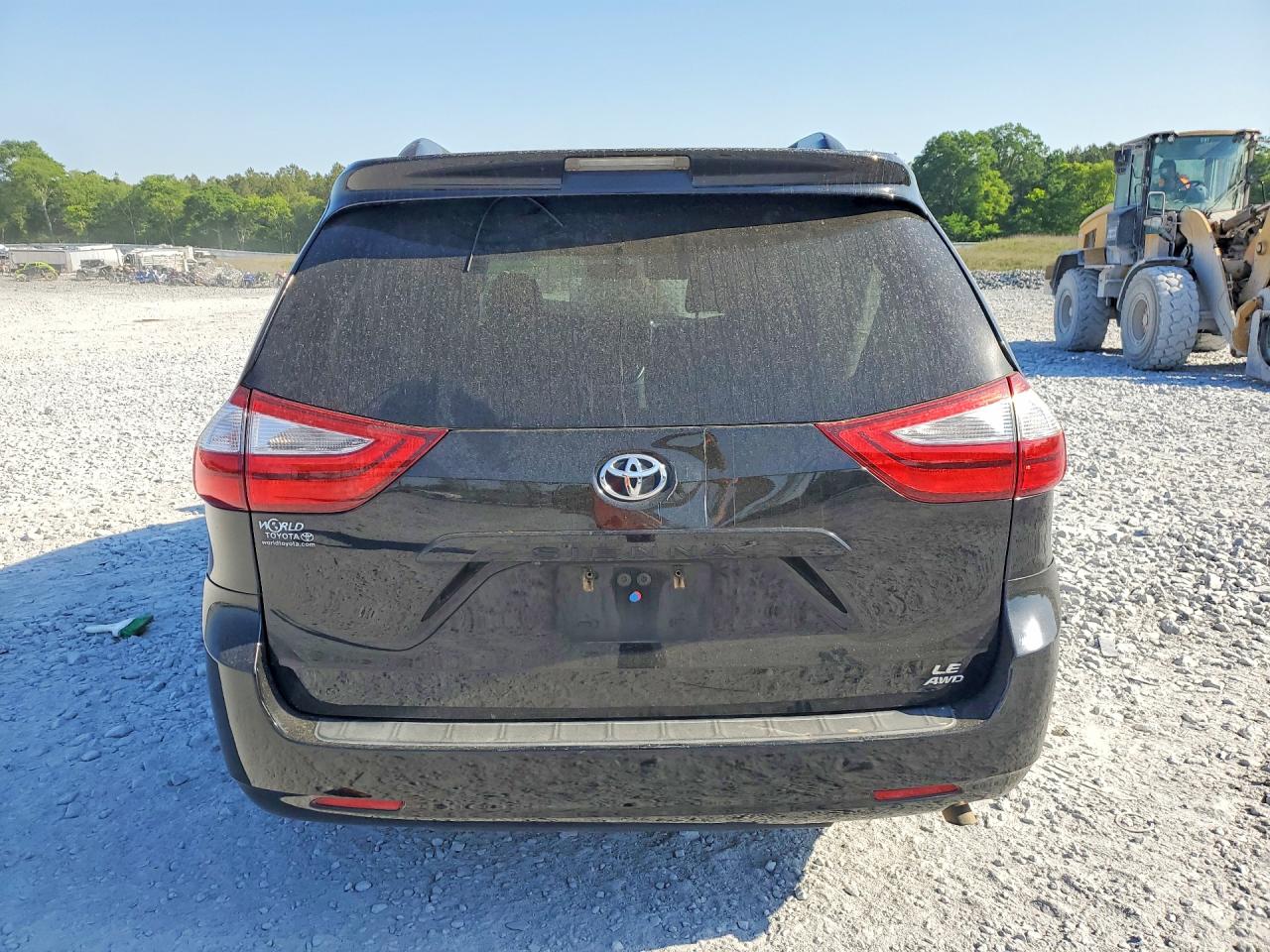Toyota Sienna Le
