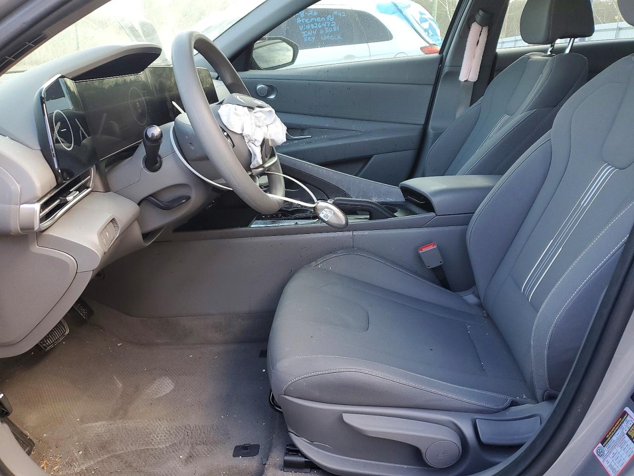 Hyundai ELANTRA Sel