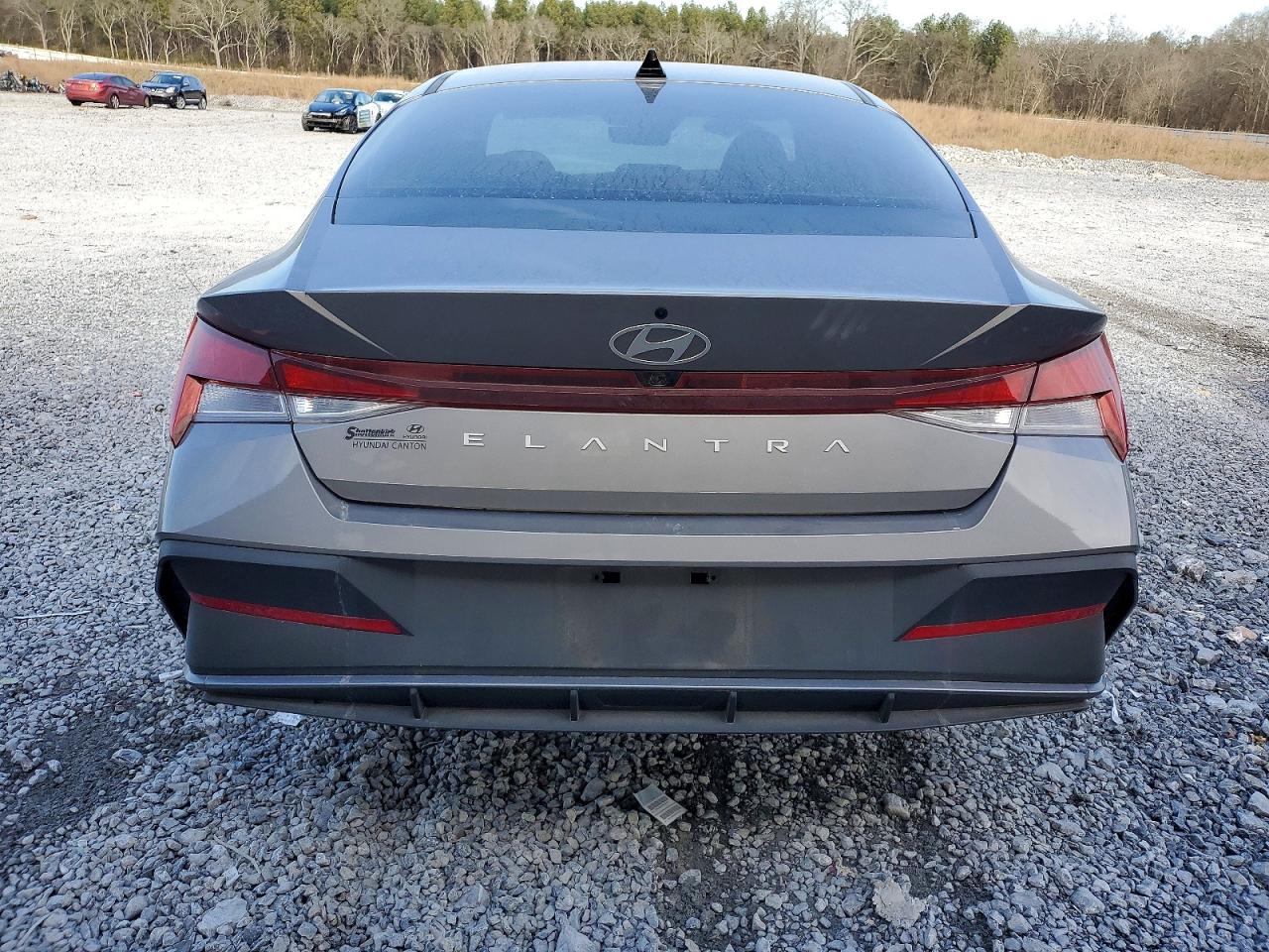 Hyundai ELANTRA Sel