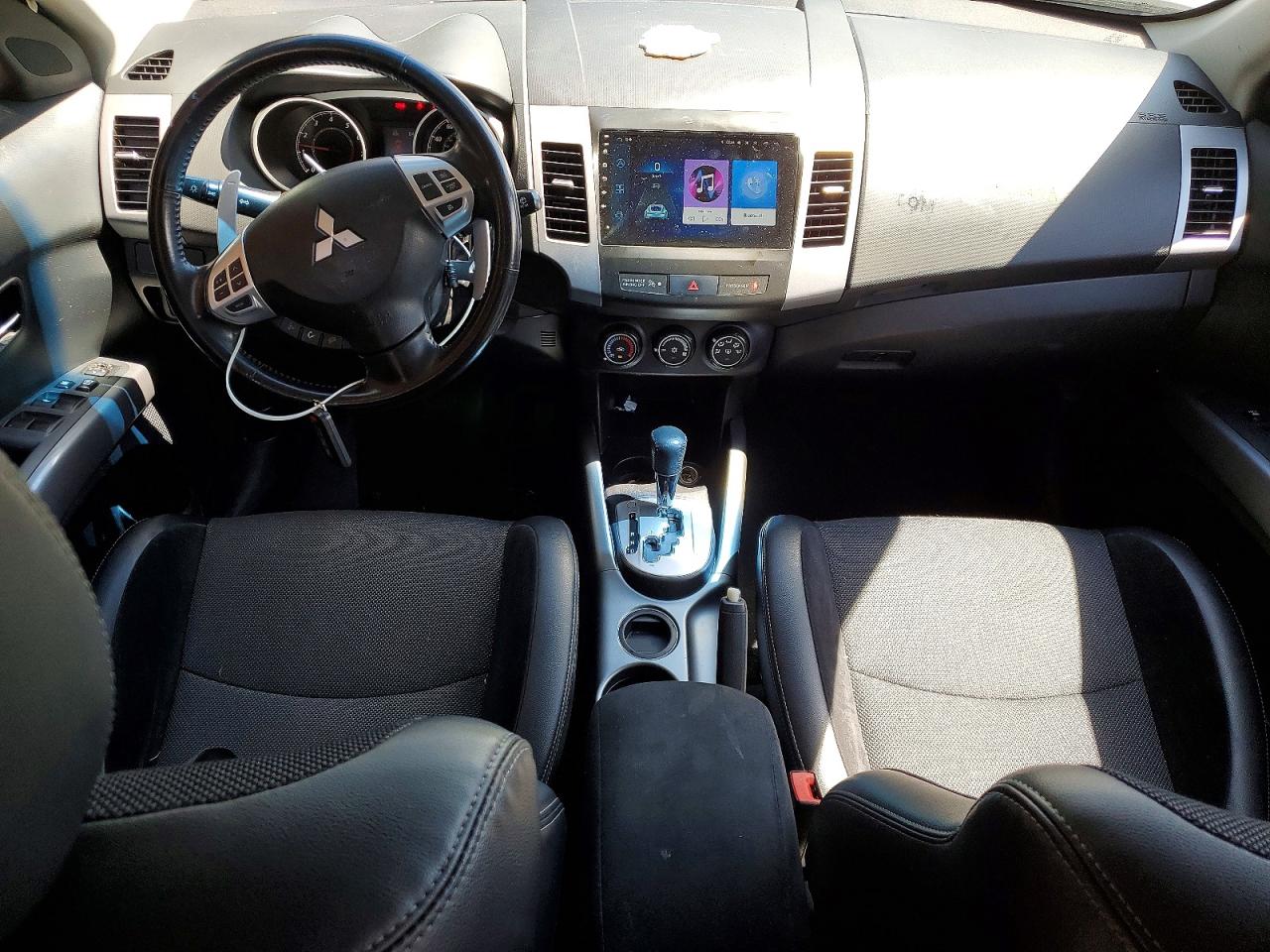 Mitsubishi Outlander Se
