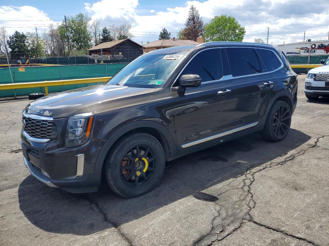 Salvage Kia Telluride Image
