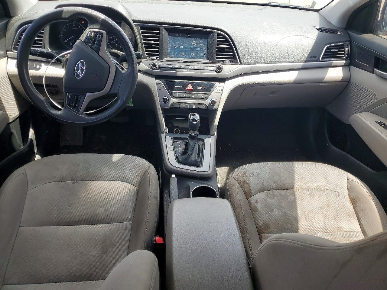 Hyundai ELANTRA Sel