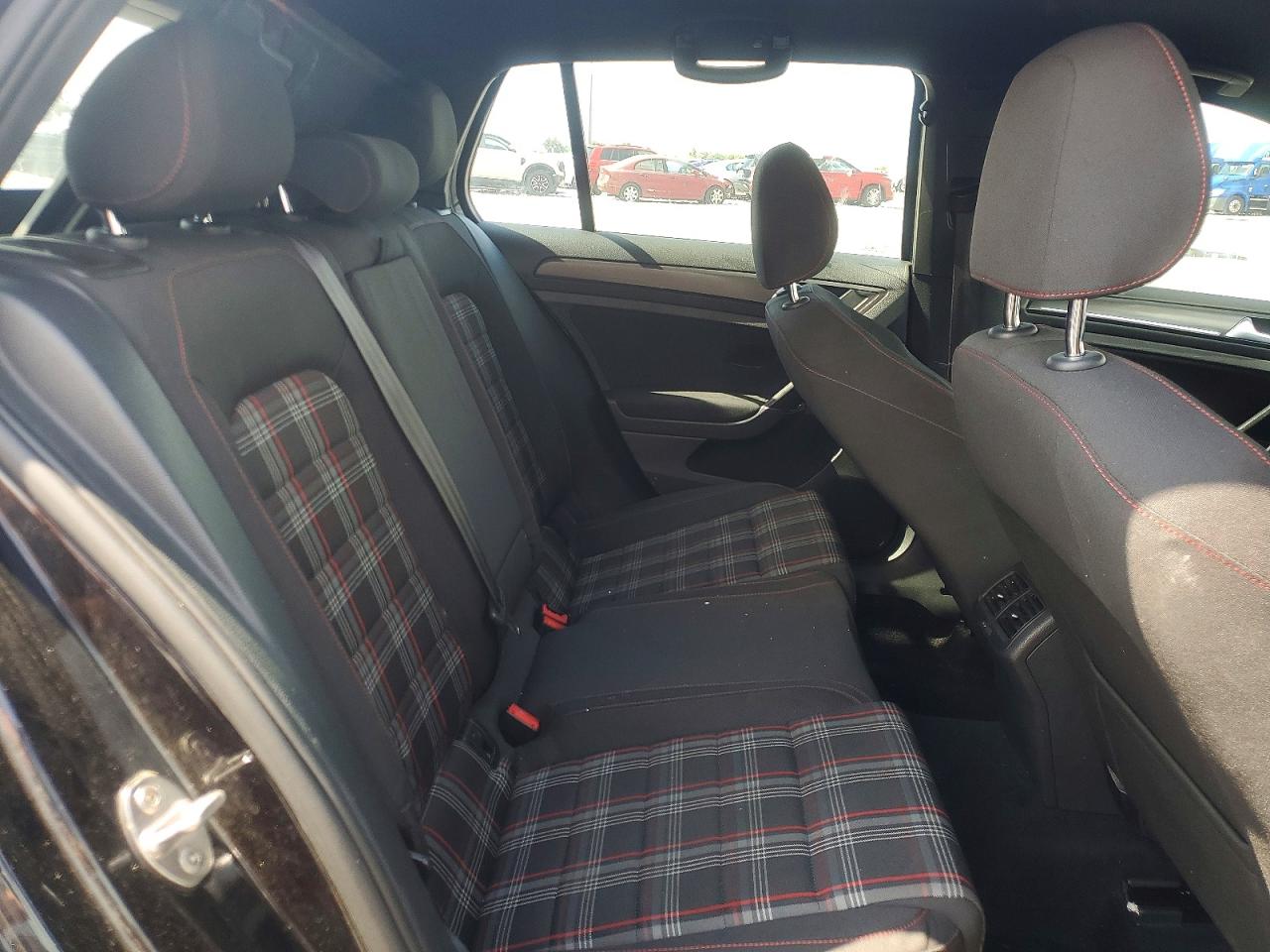 Volkswagen GTI S